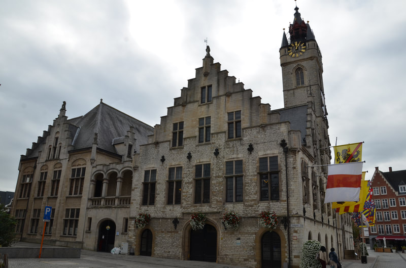 Ayuntamiento de Dendermonde. Bélgica. 