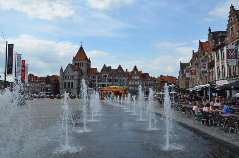 Main Square in Tournai. Belgium.
Rynek Główny w Tournai. Belgia. 