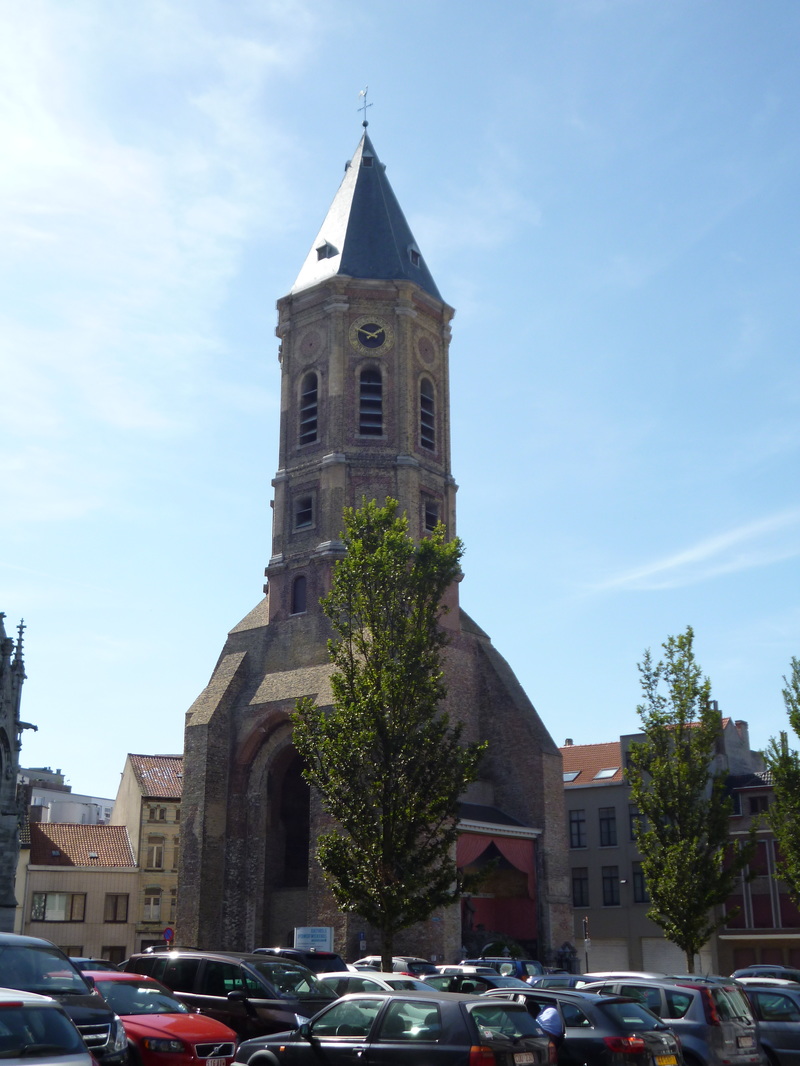 Wieża kościoła św. Piotra w Ostendzie. Belgia.