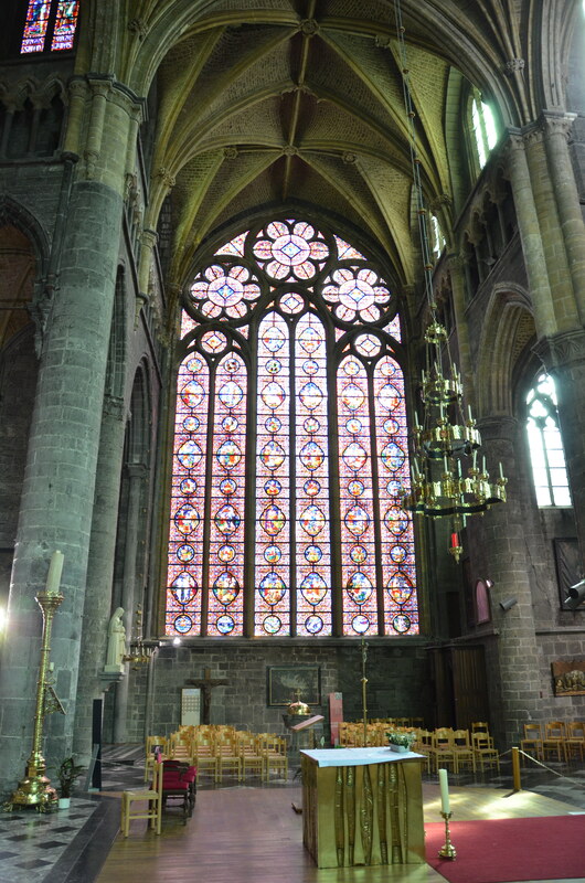 Iglesia de la Virgen María en Dinant. Bélgica.