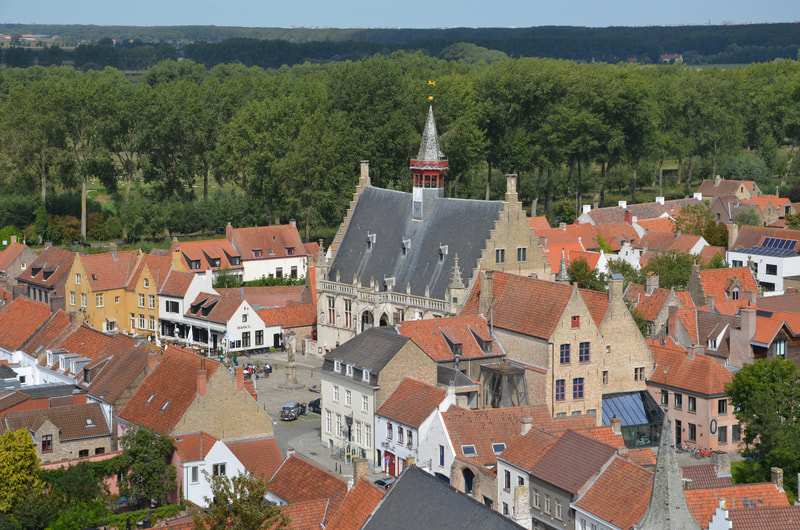 Panorama de Damme. Vista desde la torre de la Iglesia de la Santísima Virgen María. Bélgica.