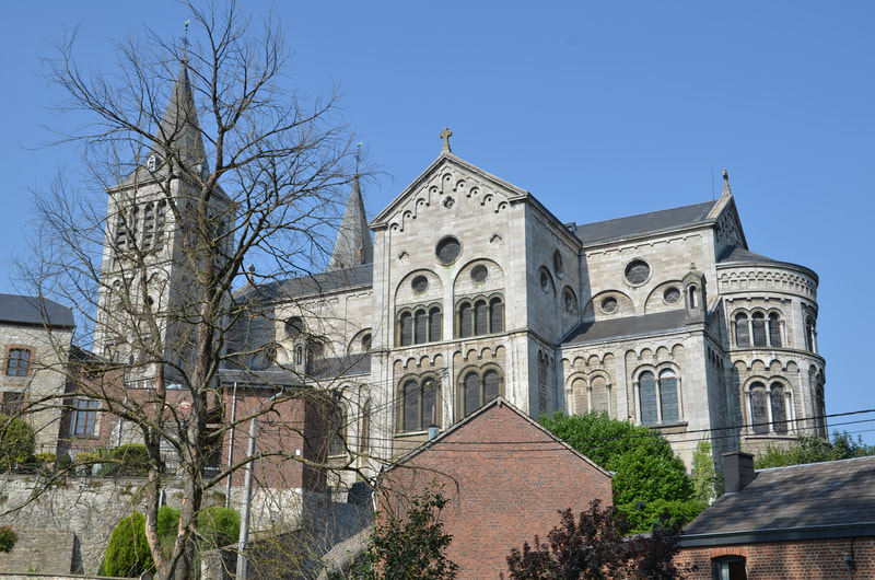 Iglesia de la Visitación de la Virgen María en Rochefort. Bélgica. 