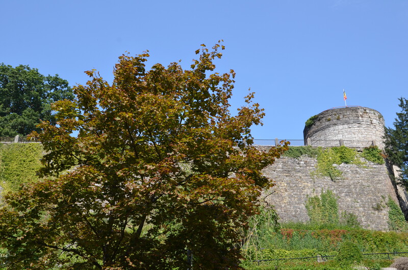 Ruinas del Castillo de Comtal en Rochefort. Bélgica. 
