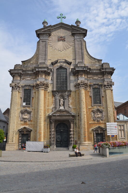 Kościół św. Piotra i Pawła w Mechelen. Belgia. 